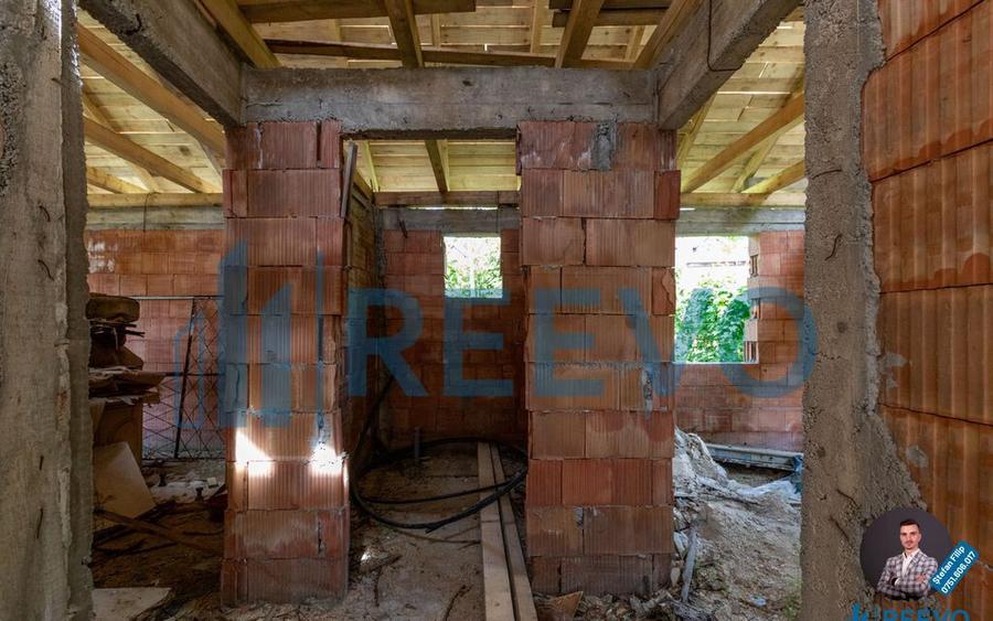 Casa de vanzare, centrala, pe str. Oituz, Bacau - 1