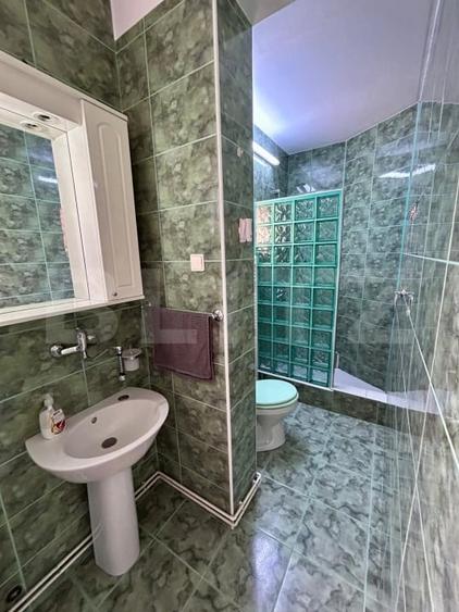 Casa moderna cu design deosebit,situata intr-o zona linistita. - 7