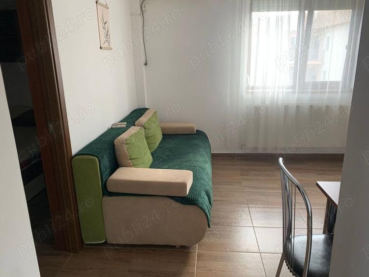 Inchiriez apartament cu 3 camere - 4