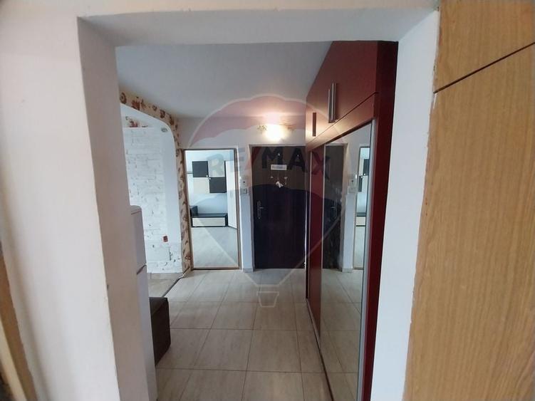 Apartament 2 camere decomandat in Rovine - Penny - 10