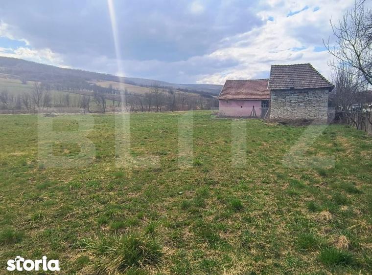 Casa de vanzare, 78 mp + 8.200 mp teren - Dej - 8