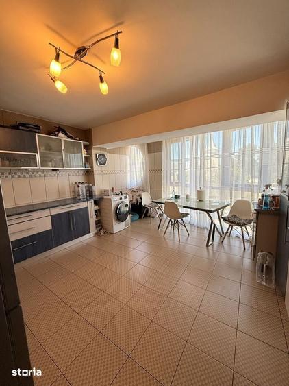 Apartament 4 camere, Strada Domneasca - 15