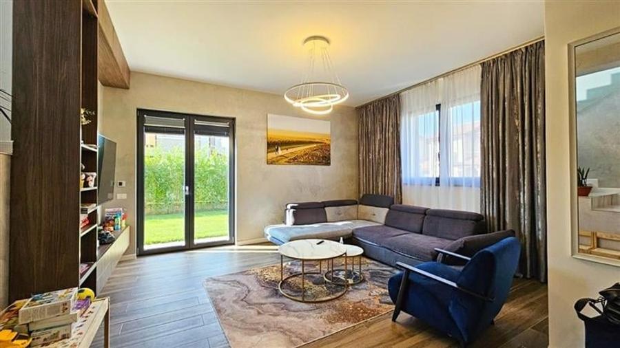 Vila in Cartierul Primaverii, Sacalaz, COMISION 0% - 1