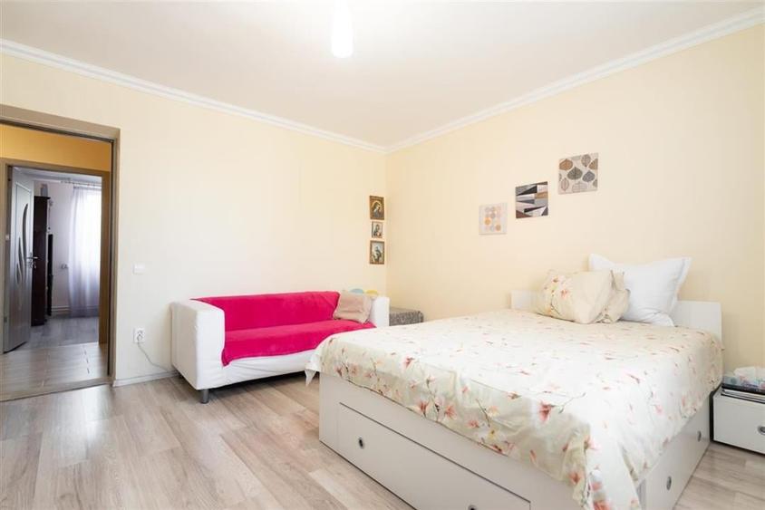 RECO Casa singur in curte, zona Centrala - 7