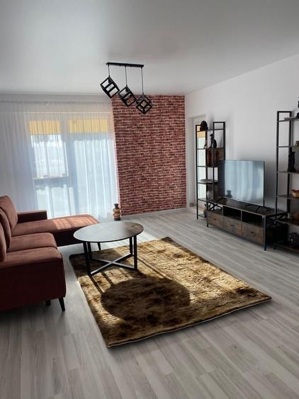 Apartament cu 2 camere, mobilat în Parcul Carol