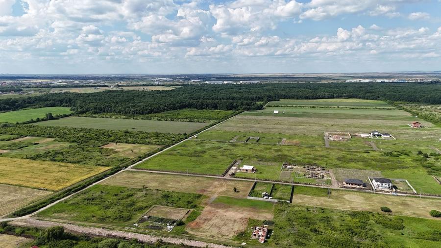 Teren Construcții intravilan de 956 mp, în Moșnița Nouă