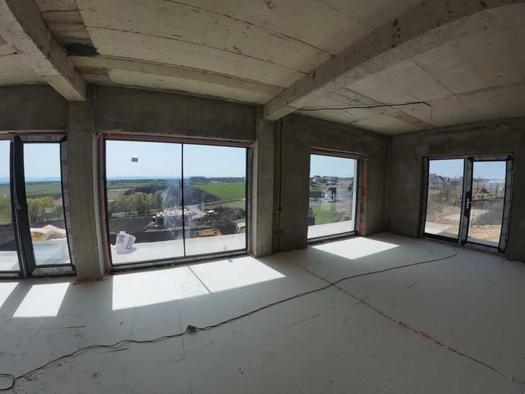 Casă cu 3 camere în Moara