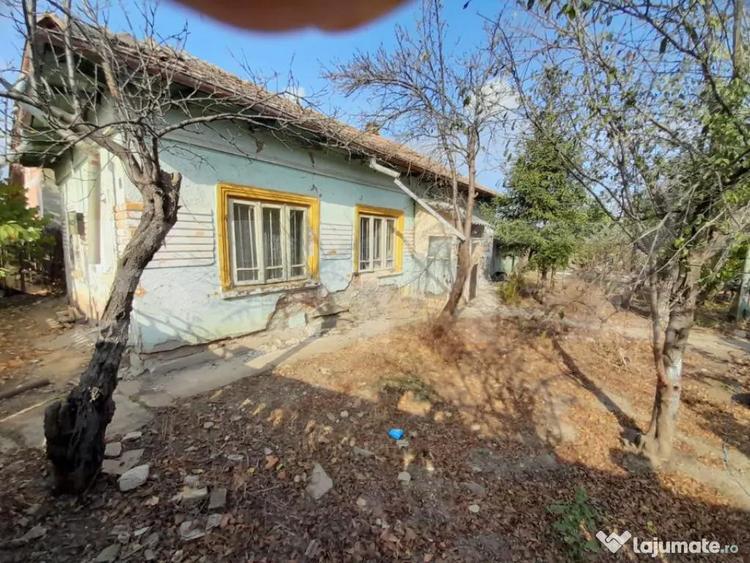 Teren 1160 mp + casa batraneasca, zona Cosoveni - 7