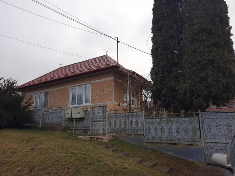Casă individuală cu 3 camere cu Teren 1541 Mp în Pogăceaua
