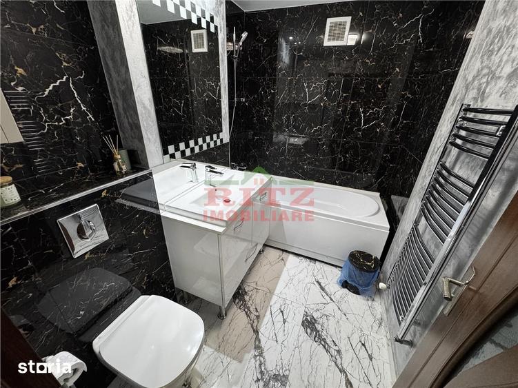 Apartament cu 3 camere semidecomandat în Steaua