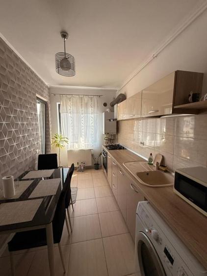 Apartament cu 2 camere decomandat în Grozăvești
