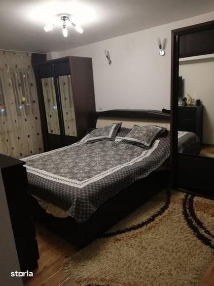 Proprietar inchiriez apartament 4 camere decomandat - 4