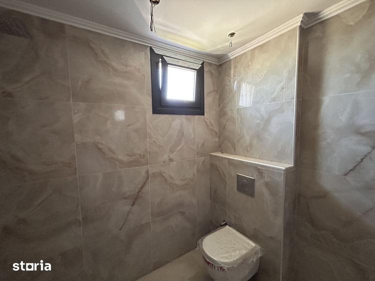 Casă cu 3 camere cu Teren 460 Mp în Central
