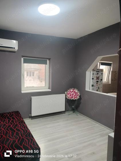 Apartament cu 3 camere decomandat în Vladimirescu