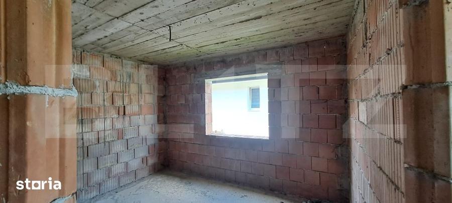 Casă cu 5 camere cu Teren 322 Mp în Central