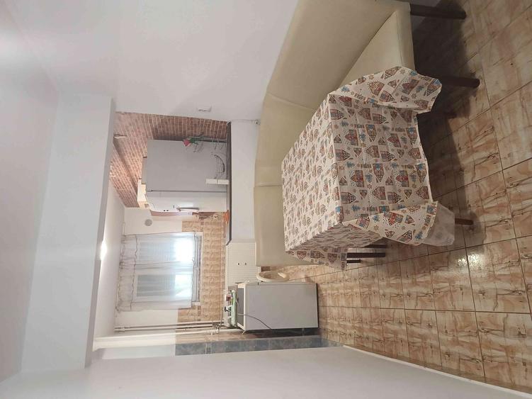 Apartament cu 2 camere decomandat în Exterior Vest