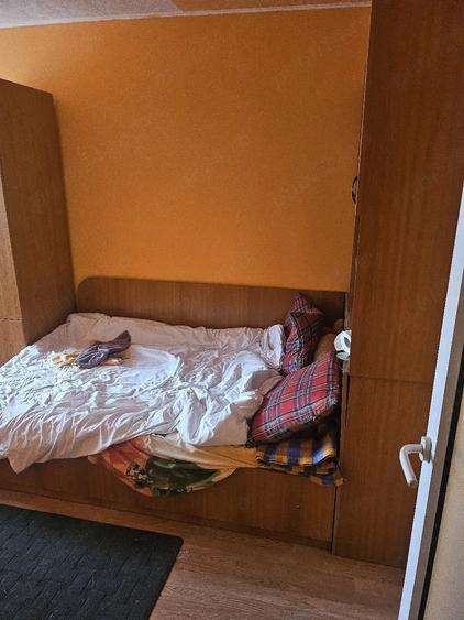 Garsonieră decomandată în Exterior Vest