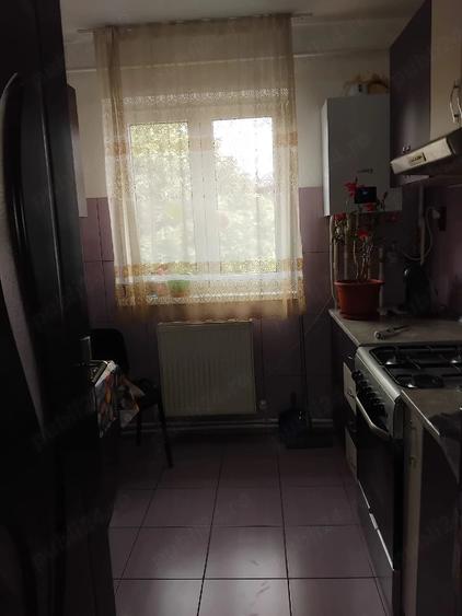 Apartament cu 2 camere decomandat în Mărăței