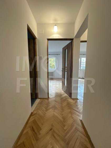 Apartament cu 3 camere decomandat, mobilat în Zorilor