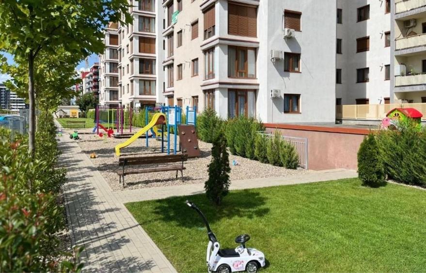 Apartament cu 2 camere semidecomandat în Torontalului