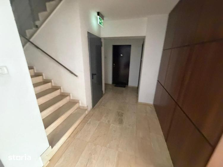 Apartament cu 4 camere în Central