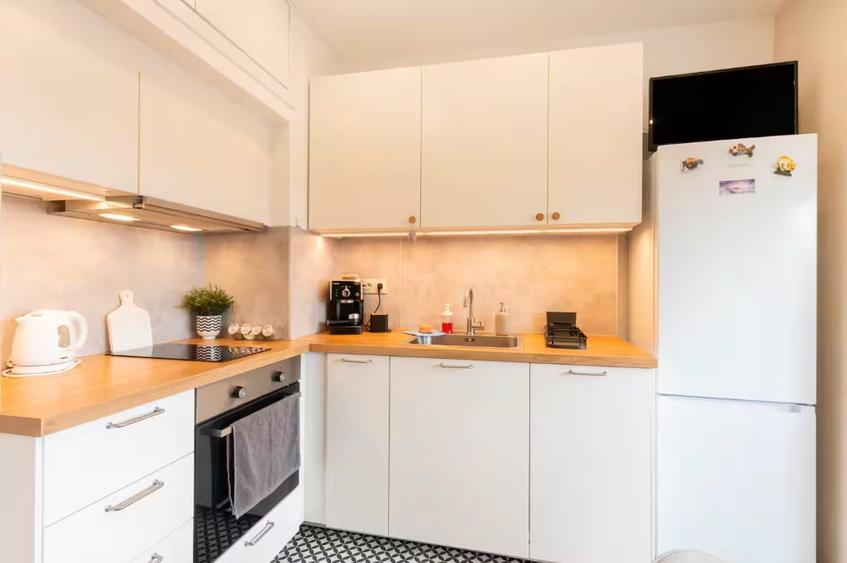 Apartament cu 2 camere decomandat în Crângași