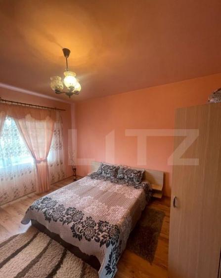 Casa cu 2 camere, 91 mp, teren 3.400 mp, zona comuna Apa - 12