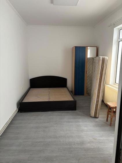 Casa de vanzare in zona centrala. - 3