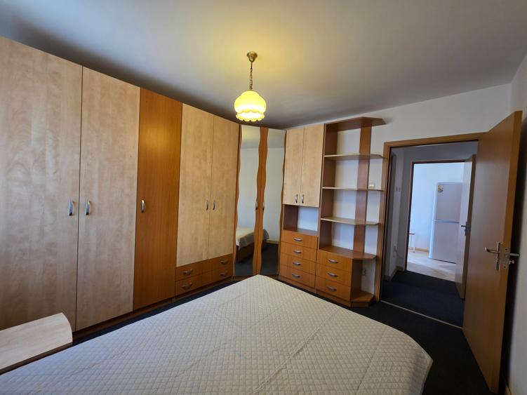 Apartament cu 2 camere de inchiriat in zona Drumul Taberei metrou Favorit - 4