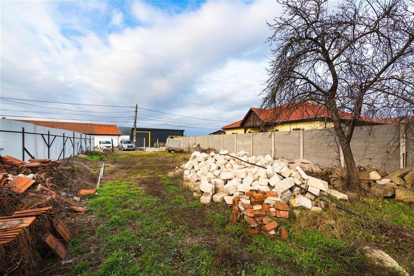 Teren intravilan cu toate utilitatile in Bors - 10