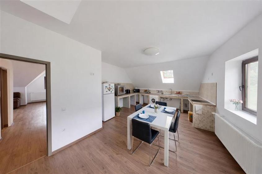 FILM &3D!  Resedinta de exceptie, in pretiosul areal Bunloc, Brasov - 6