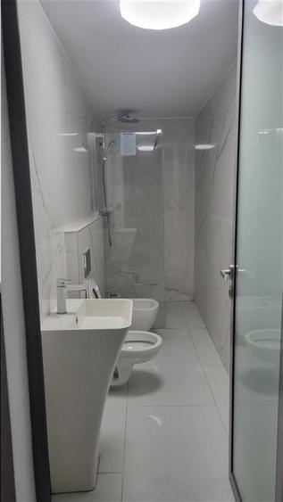 Vila - Bloc modern de 11 camere zona Centrul Civic , Onix - 26