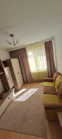 Vand apartament cu doua camere , zona linistita cu loc de parcare . - 5