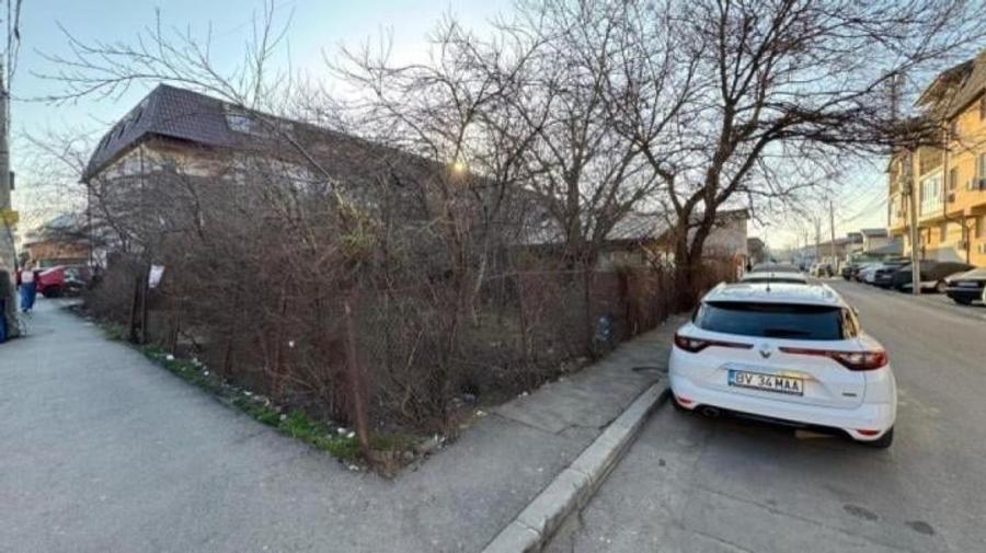 Aparatorii Patriei metrou/teren 234mp D/13ml 135.000euro - 1