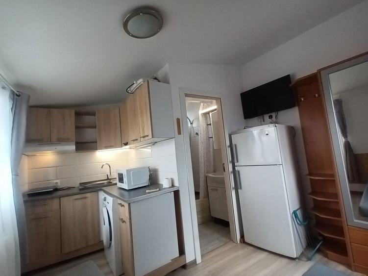 Inchiriez garsonira Mogosoaia camera ieftina chirie - 1