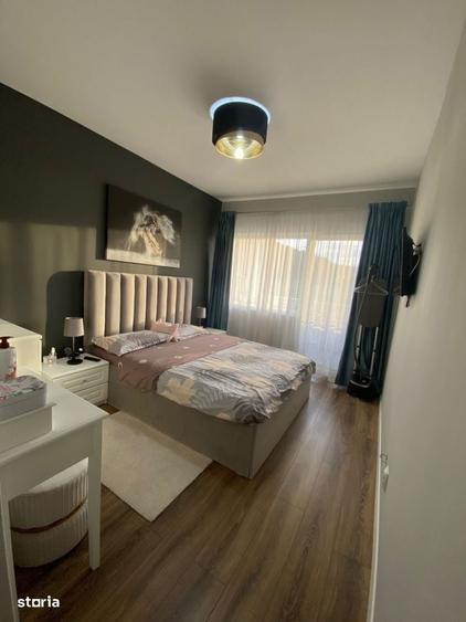 Apartament cu 3 camere semidecomandat în Florești