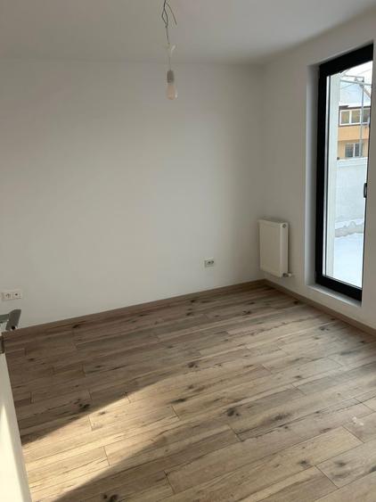 Vilă individuală P+1  5 camere 3 băi Zona Giulesti - 6