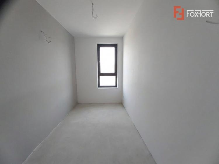Duplex cu 5 camere cu Canalizare în Ghiroda