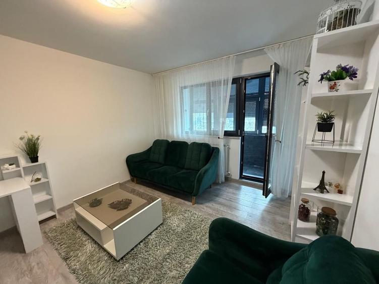 APARTAMENT 3 CAMERE-ZONA TOMIS NORD - 1