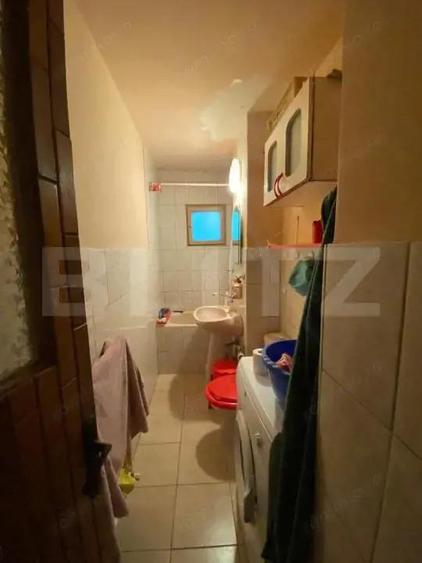 Apartament de vanzare, cu 3 camere, zona Tudor - 5
