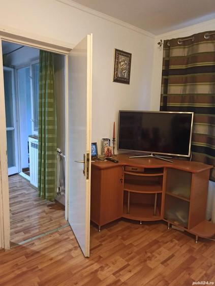 Apartament 2 camere Rm Valcea Zona Nord - 6