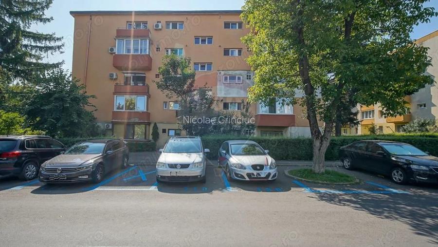 Apartament cu 3 camere de inchiriat in zona Astra