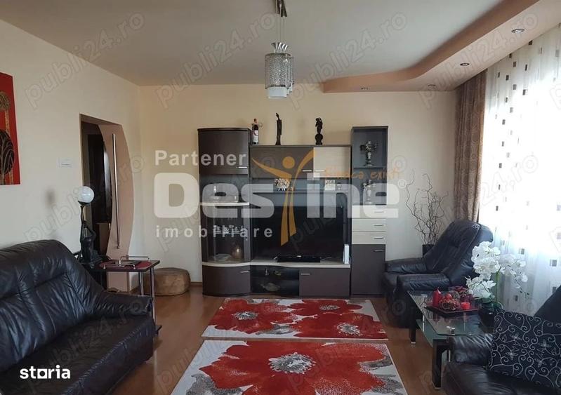 Apartament cu 3 camere decomandat în Central