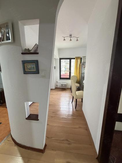 Inchiriez apartament cu 3 camere ultracentral - 4