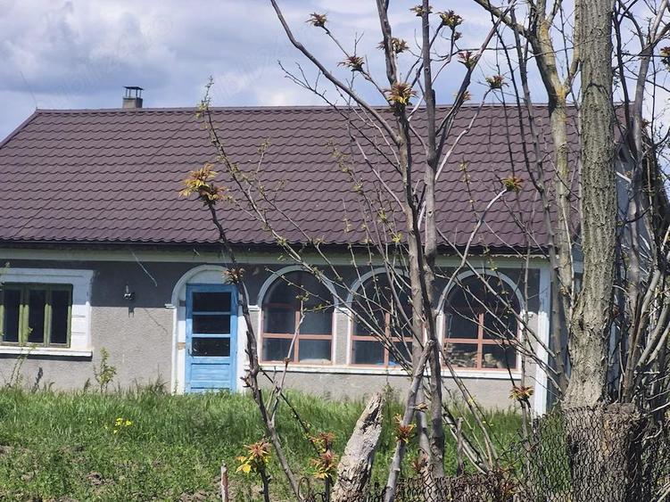 Casa Baraganu 3 camere, plus anexe si teren intravilan 32 000 Pre?ul e negociabil - 2