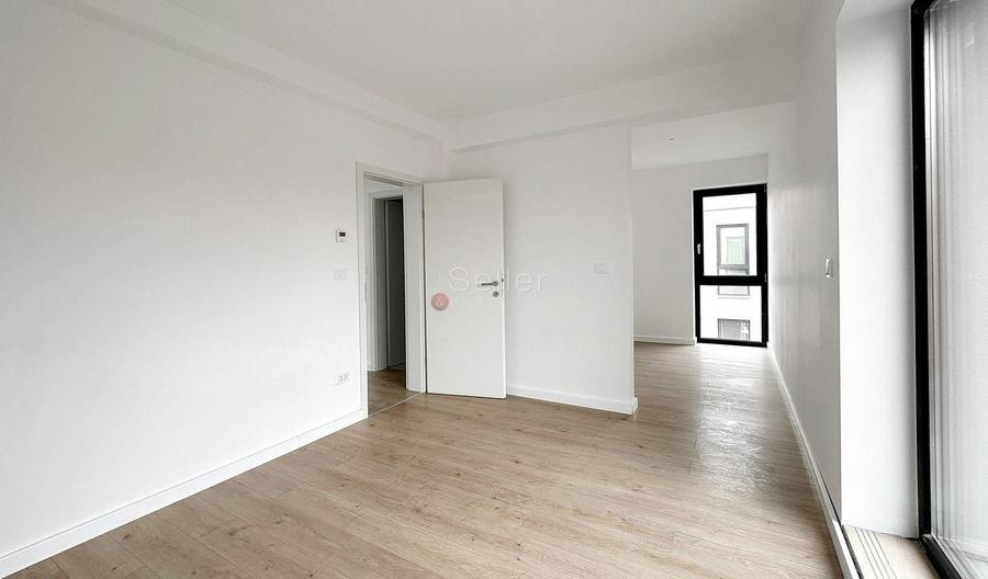 Suprafete Vitrate Mari - 1