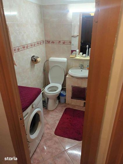 Apartament cu 2 camere semidecomandat în Mioriței