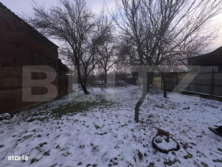 Casa de vanzare, 667 mp, zona Razvad - 9