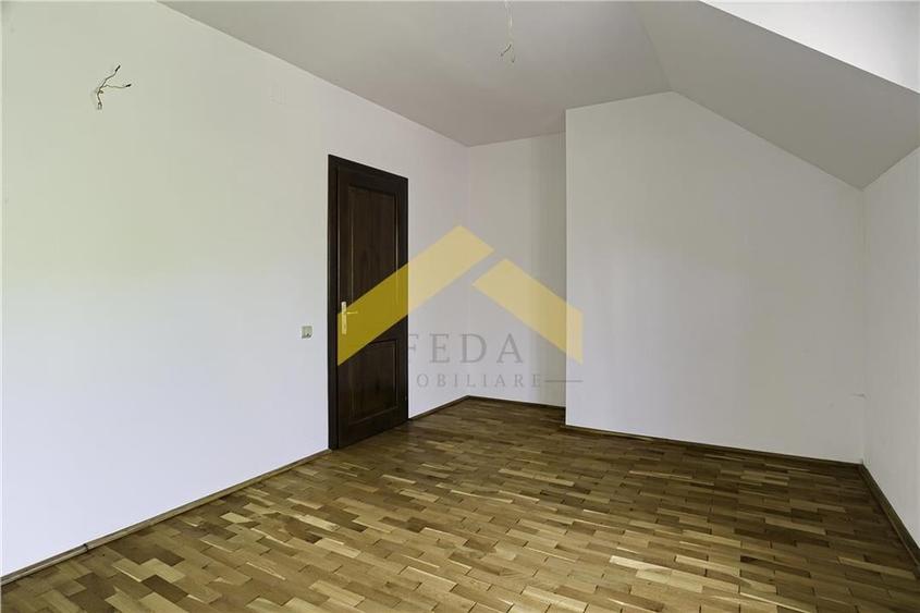 Casa cu padure de vanzare in Savarsini - 24