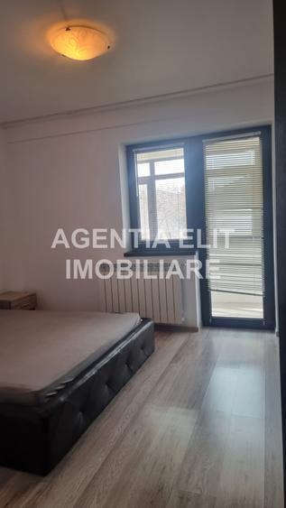 Apartament 3 camere, bloc nou, zona Scolii nr 7 - 9